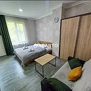 70 ლარი ღამე, ბინა დღიურად