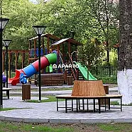 70 ლარი ღამე, ბინა დღიურად