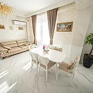 110 ლარი ღამე, ბინა დღიურად