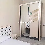 50 ლარი ღამე, ბინა დღიურად