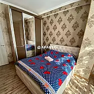 40 ლარი ღამე, ბინა დღიურად