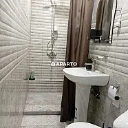 80 ლარი ღამე, ბინა დღიურად