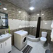 30 ლარი ღამე, ბინა დღიურად