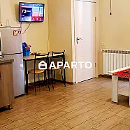 80 ლარი ღამე, ბინა დღიურად