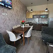 30 ლარი ღამე, ბინა დღიურად