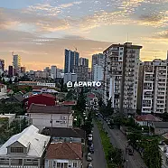 100 ლარი ღამე, ბინა დღიურად