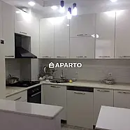 160 ლარი ღამე, ბინა დღიურად