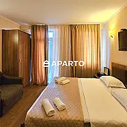 65 ლარი ღამე, ბინა დღიურად