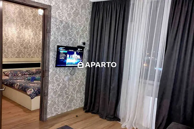 50 ლარი ღამე, ბინა დღიურად