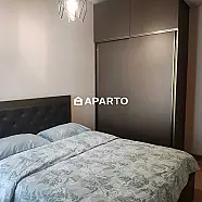 100 ლარი ღამე, ბინა დღიურად