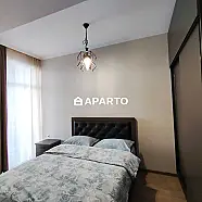 100 ლარი ღამე, ბინა დღიურად