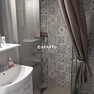 70 ლარი ღამე, ბინა დღიურად