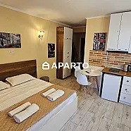 125 ლარი ღამე, ბინა დღიურად
