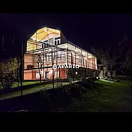 400 ლარი ღამე, ბინა დღიურად