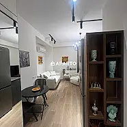 70 ლარი ღამე, ბინა დღიურად