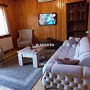 100 ლარი ღამე, ბინა დღიურად