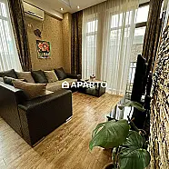 120 ლარი ღამე, ბინა დღიურად