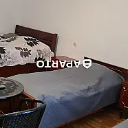 90 ლარი ღამე, ბინა დღიურად