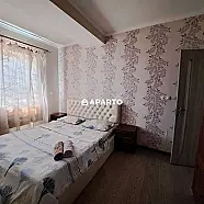 50 ლარი ღამე, ბინა დღიურად