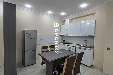 90 ლარი ღამე, ბინა დღიურად