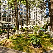 120 ლარი ღამე, ბინა დღიურად