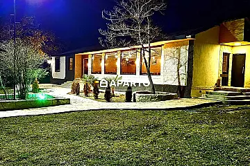 400 ლარი ღამე, ბინა დღიურად