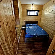 400 ლარი ღამე, ბინა დღიურად