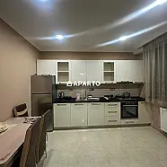 130 ლარი ღამე, ბინა დღიურად