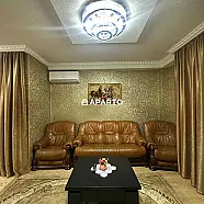 130 ლარი ღამე, ბინა დღიურად