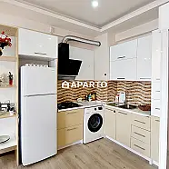100 ლარი ღამე, ბინა დღიურად
