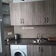 100 ლარი ღამე, ბინა დღიურად