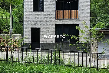 30 ლარი ღამე, ბინა დღიურად