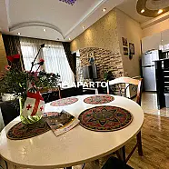 120 ლარი ღამე, ბინა დღიურად