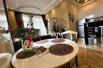120 ლარი ღამე, ბინა დღიურად