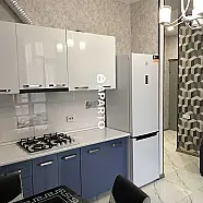 80 ლარი ღამე, ბინა დღიურად