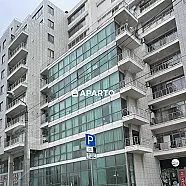 100 ლარი ღამე, ბინა დღიურად
