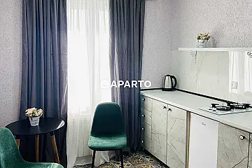 70 ლარი ღამე, ბინა დღიურად