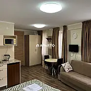 60 ლარი ღამე, ბინა დღიურად