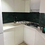 120 ლარი ღამე, ბინა დღიურად