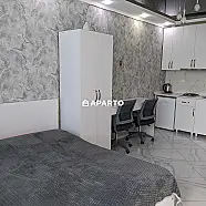 110 ლარი ღამე, ბინა დღიურად