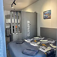 90 ლარი ღამე, ბინა დღიურად
