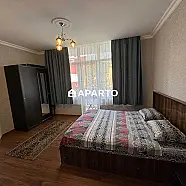 120 ლარი ღამე, ბინა დღიურად